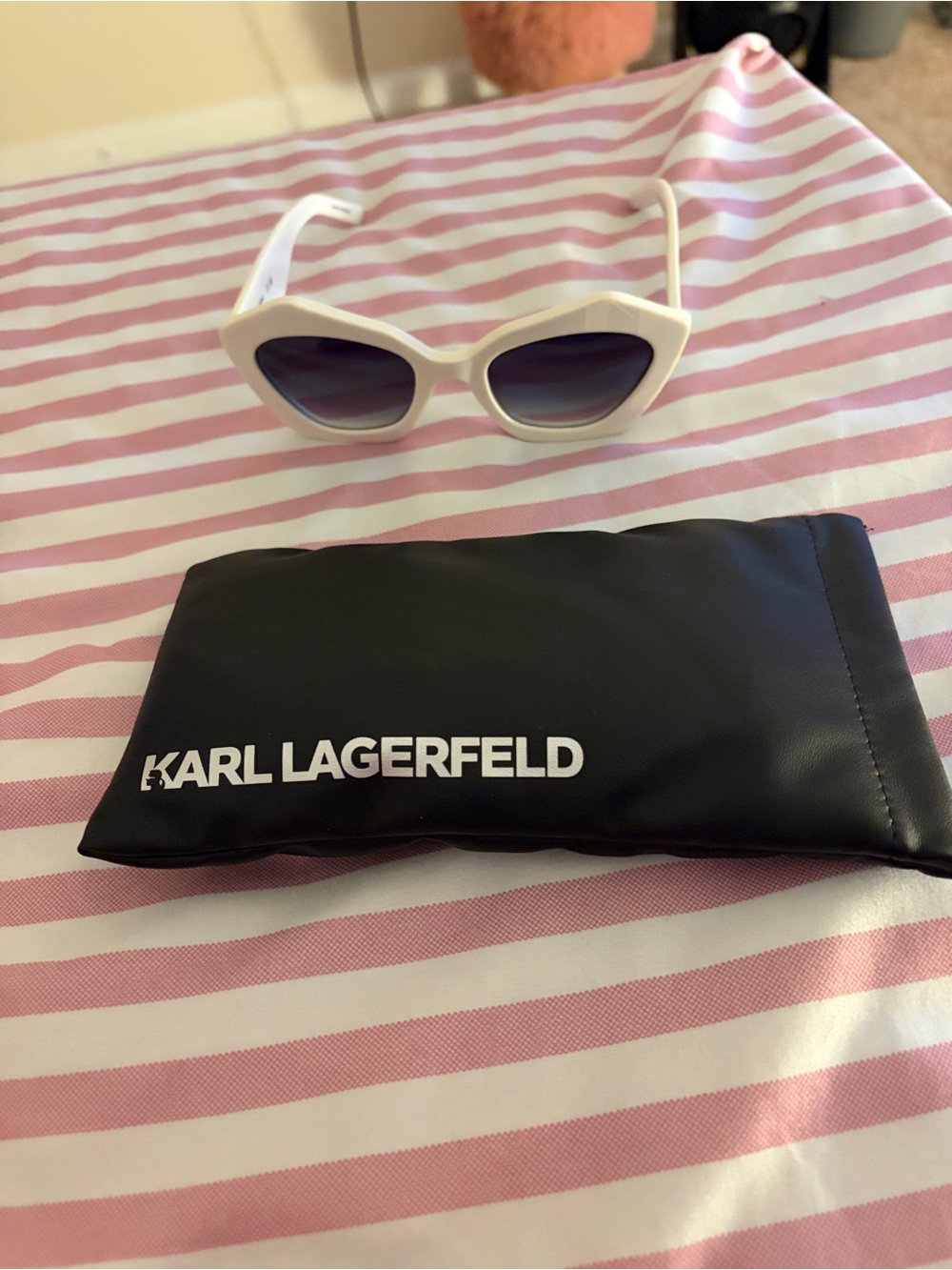 Karl Lagerfeld White Cat-Eye Sunglasses with Dark Lenses
